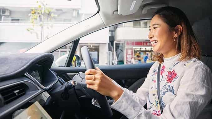 Megumi Kido driving her I-Pace